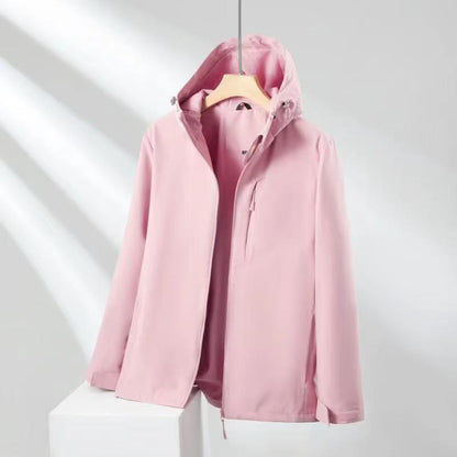Lightweight hooded jacket with zipper pockets for women