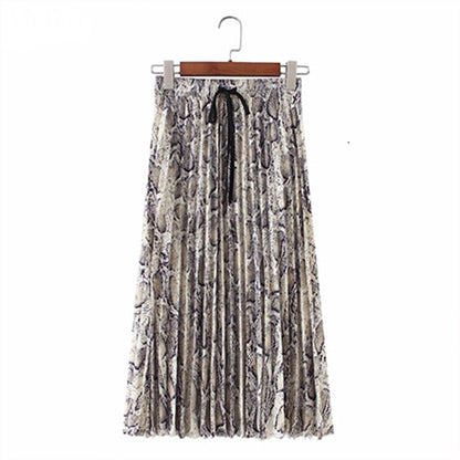 Retro printed a-line skirt with high waist and pleated design for women