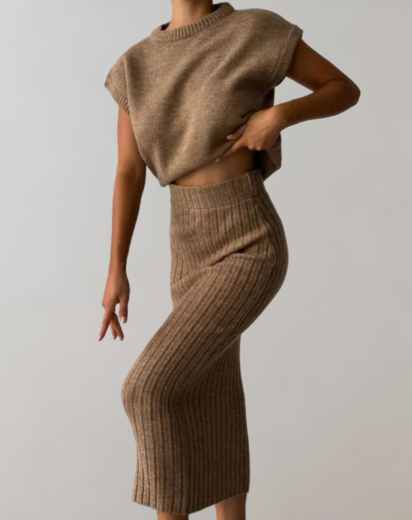 Women's modern 2 piece knitted set