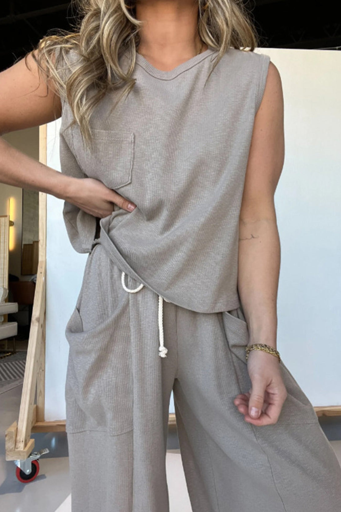 Women's ribbed tank top and wide leg pants set