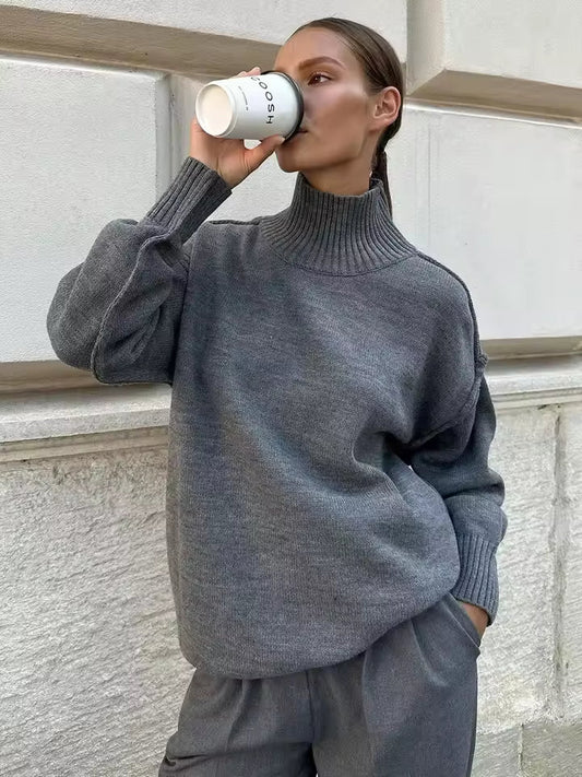 Loose Fit Ribbed Trim Knit Turtleneck Sweater 