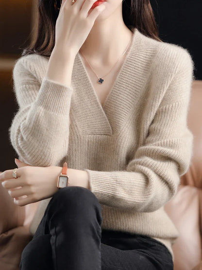 Women's v-neck pullover sweater bottoming shirt