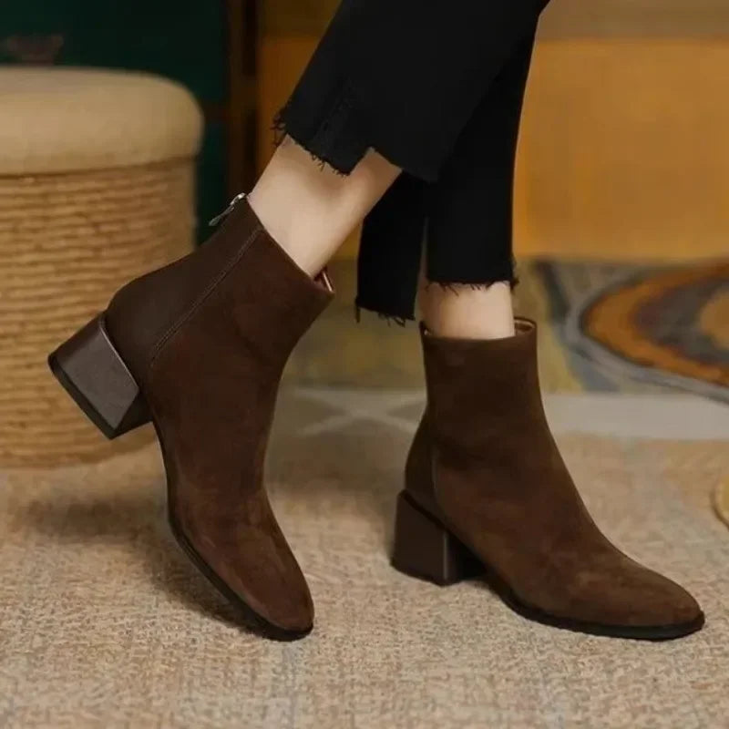 Women’s chunky heel platform square-toe ankle boots