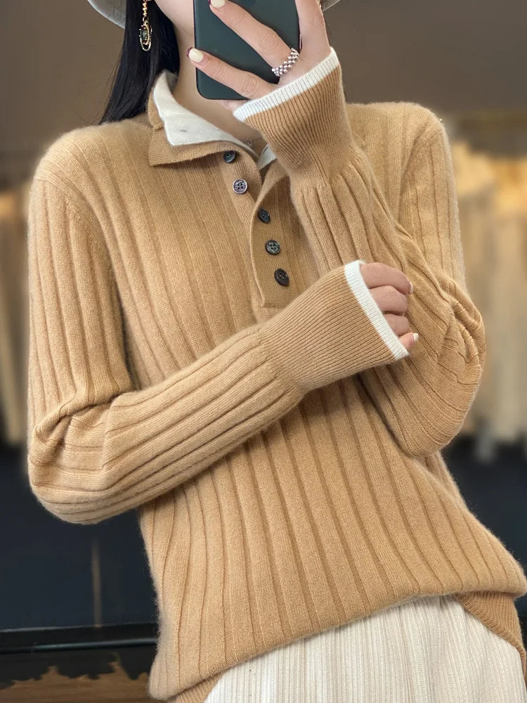 Ribbed polo sweater with contrast collar for women