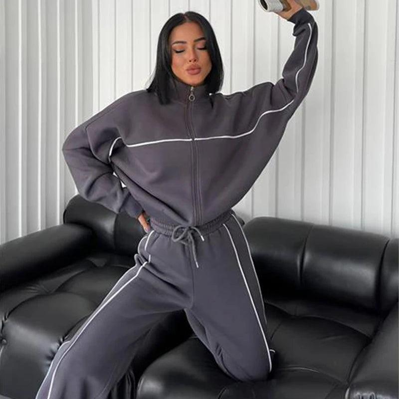 Women's winter zip turtleneck hoodie & lace-up sweatpants set