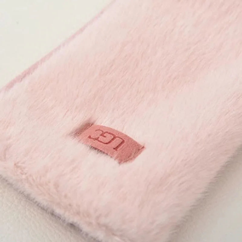 Isabella Fitted Gloves | Furry Touchscreen Gloves