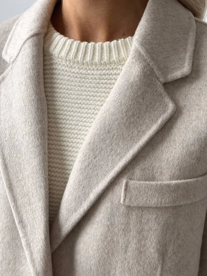 Simple white crew neck pullover sweater for women