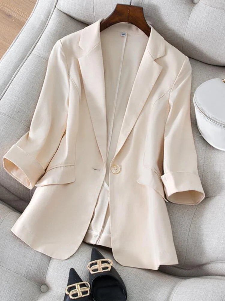 Women's double-breasted blazer with button detailing