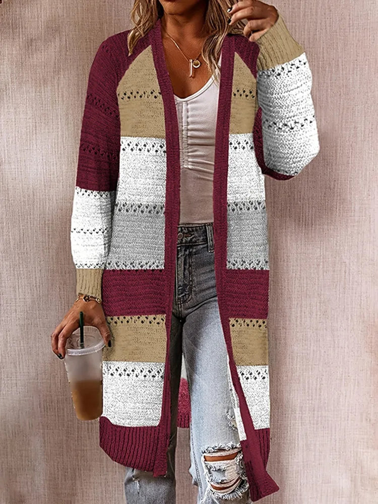 Women’s V-neck long sleeve cardigan sweater with plaid pattern