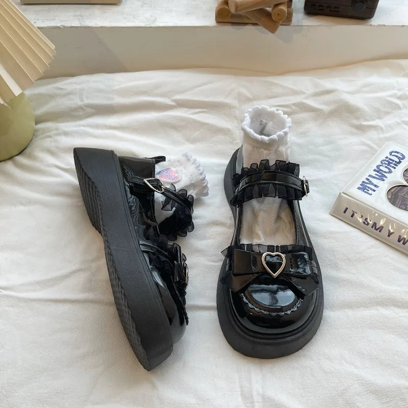 Women's butterfly knot shoes