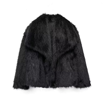 Women's coat queen style with long sleeves