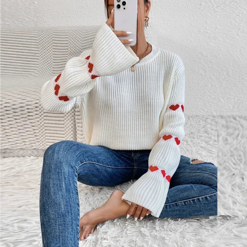 Women's jacquard-knit elegant cinched waist with heart details sweater