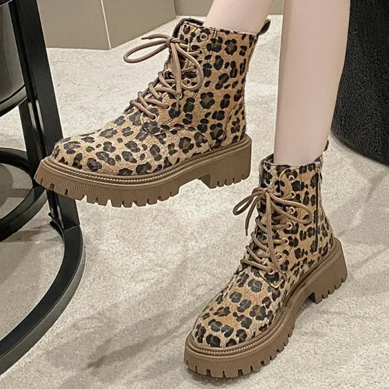 Women's thick-soled leopard print short boots