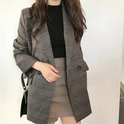 Women's checked blazer with front pocket
