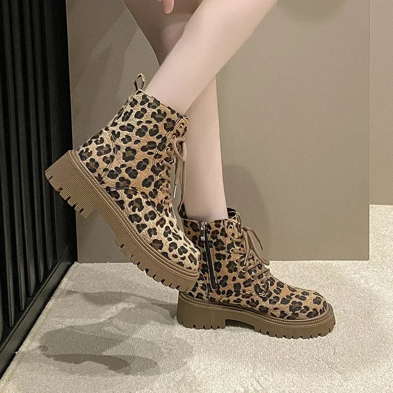 Women's thick-soled leopard print short boots