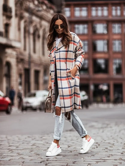 Women's mid-length plaid coat