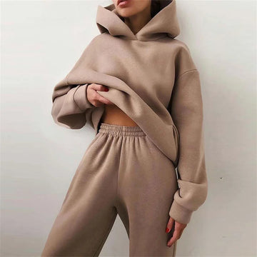 Women's oversized hoodie sweatshirt with long pants set