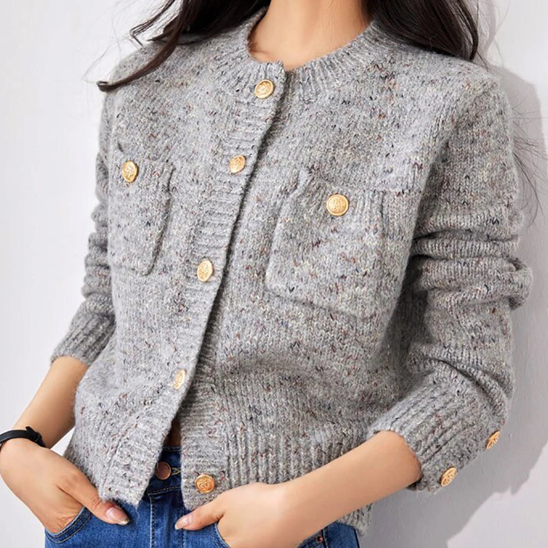 Stylish knit cardigan for women