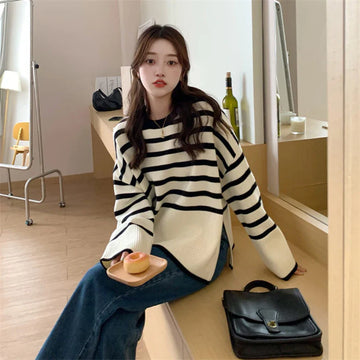 Women's striped oversized knitted sweater