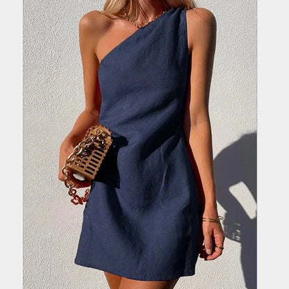 Women’s One-Shoulder Dress – Fitted Silhouette – Elegant Asymmetrical Design