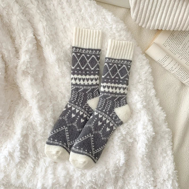 Olivia Crew Fit Socks | Fair Isle Pattern Mid-Calf Socks