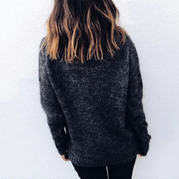 Women's Oversized Turtleneck Sweater - Soft Knit - Long Sleeve - Ribbed Cuffs