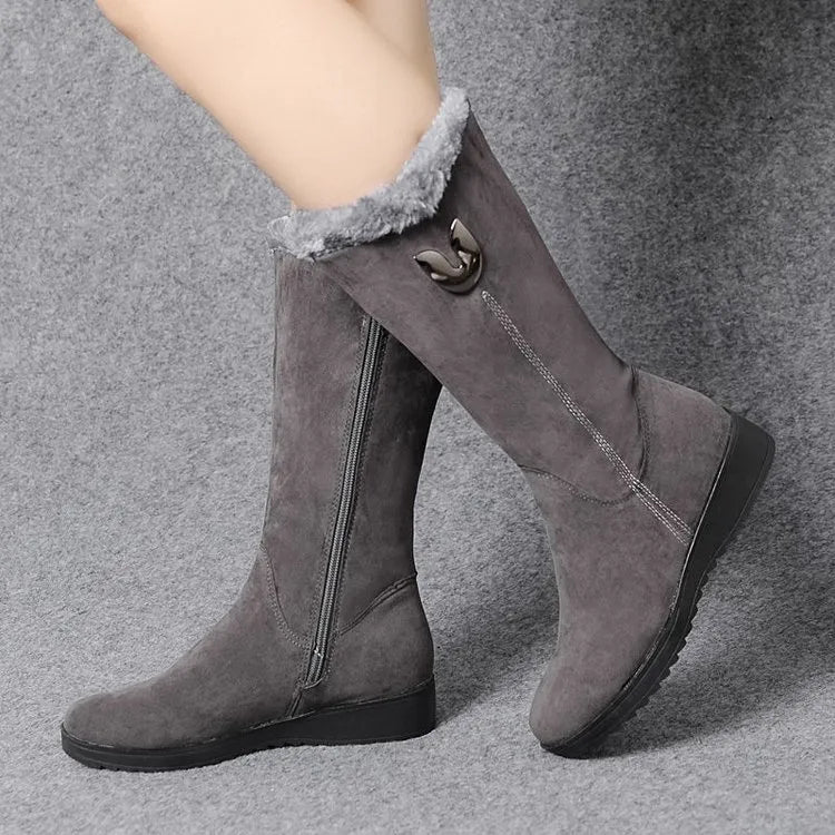 Knee-high fur-lined winter boots for women