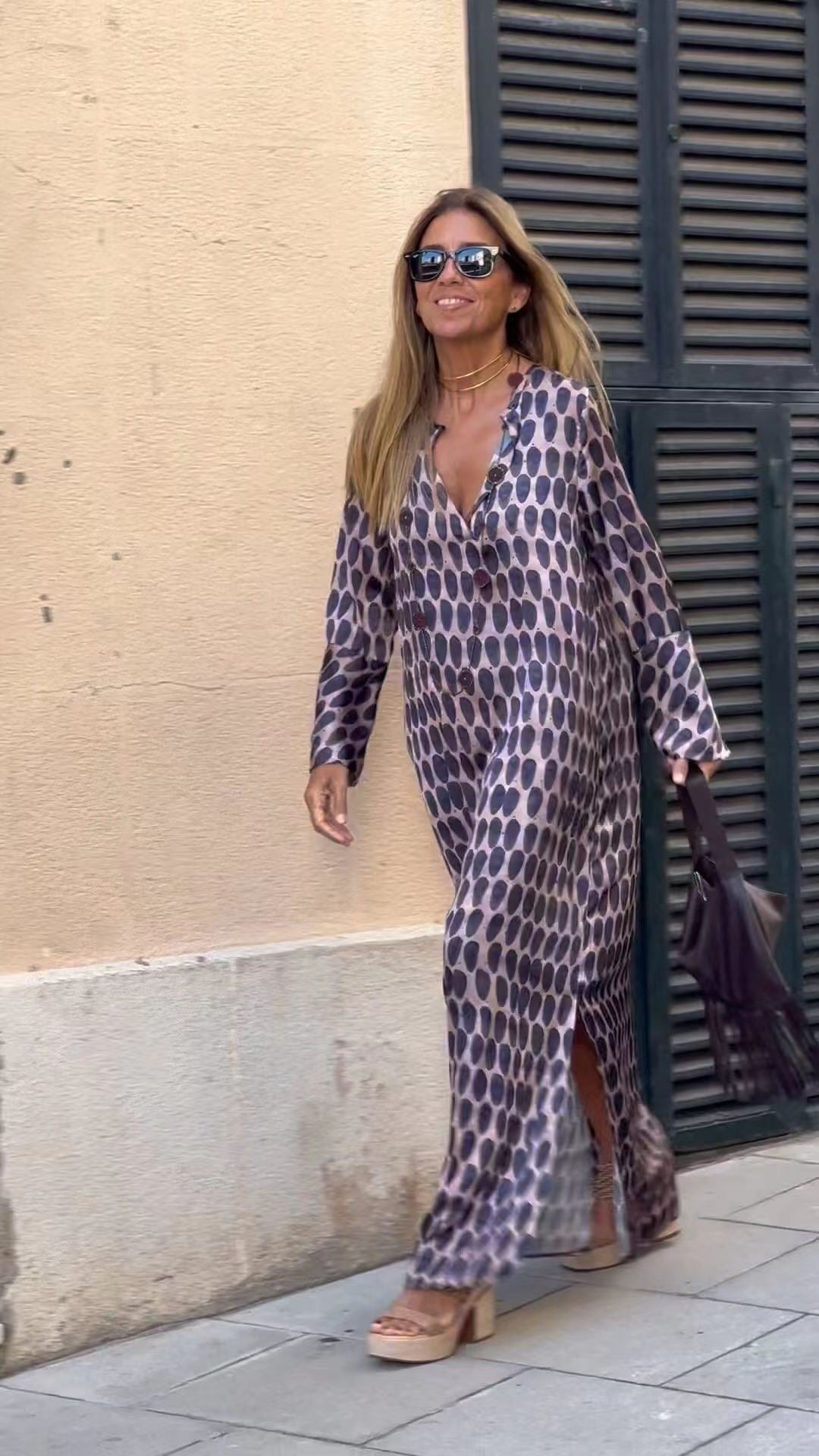 Women's Maxi Dress - V-Neck Long Sleeve - Flowing Loose Fit - Geometric Pattern