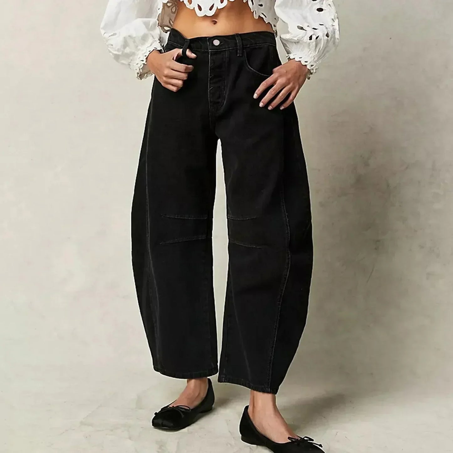 Women's relaxed-fit jeans