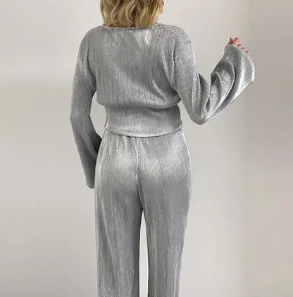 Women's casual V-neck top and wide-leg trousers set