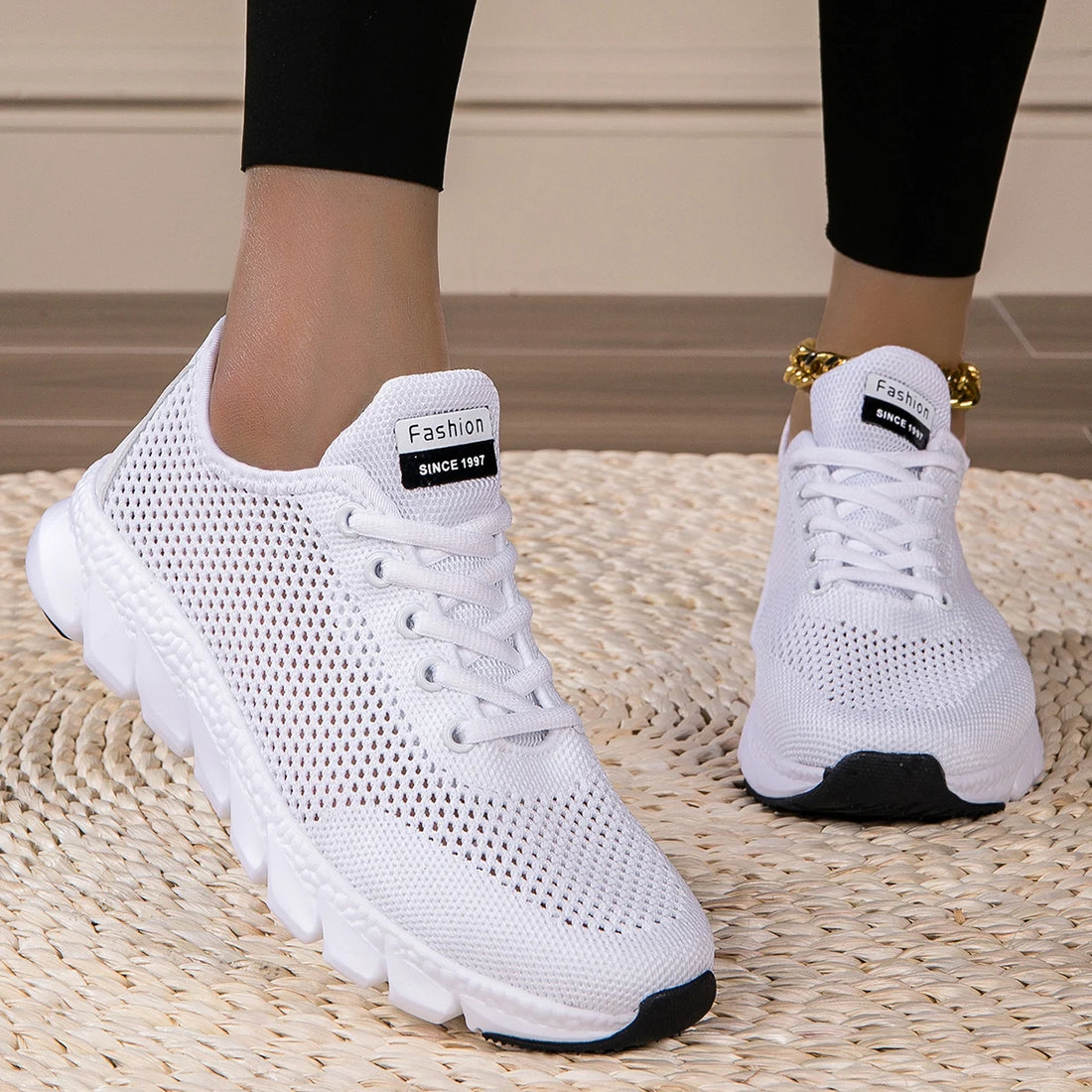 Women's summer hollowed-out woven light running shoes