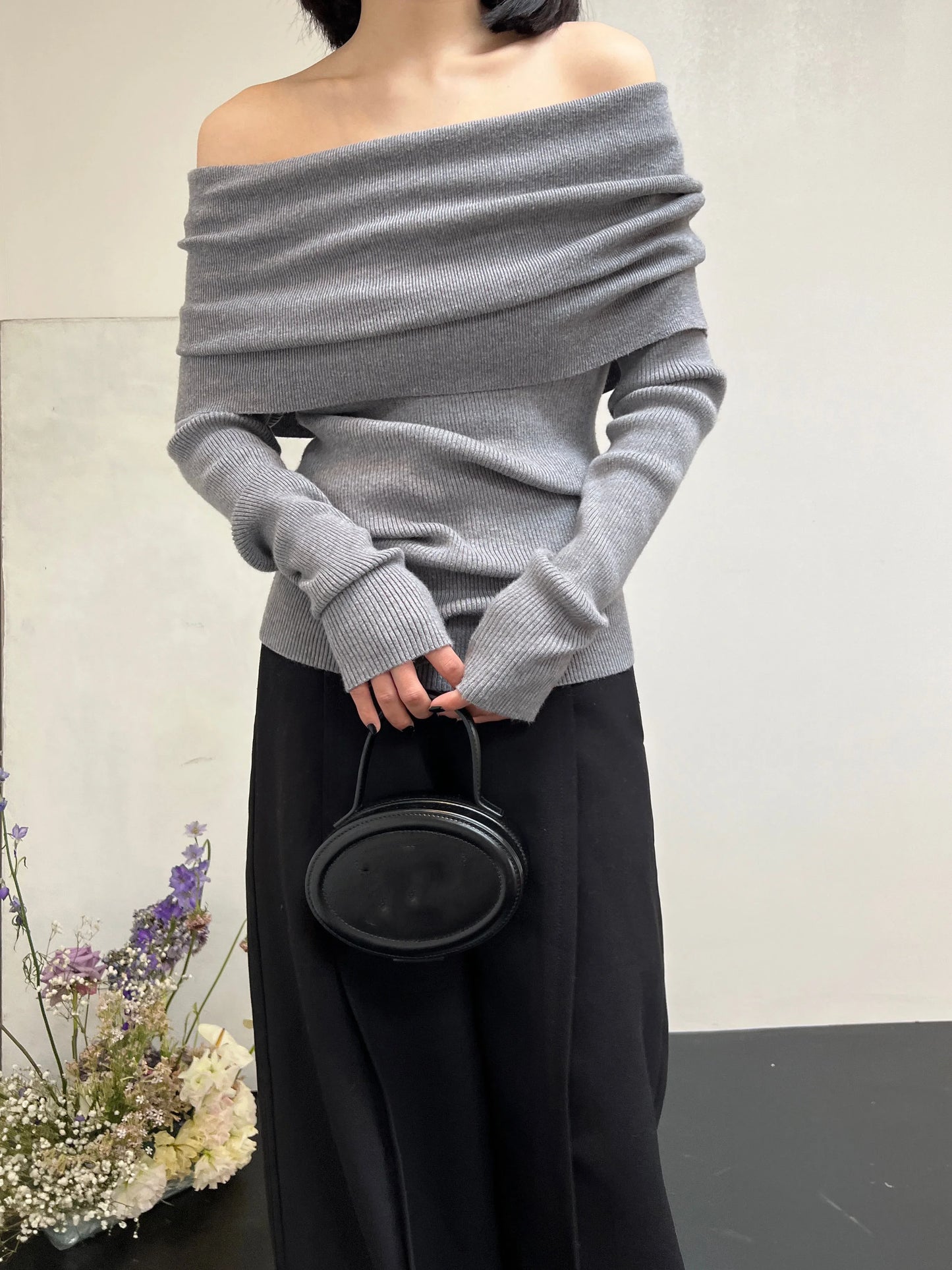 Off-shoulder ribbed knit sweater for women