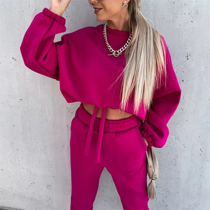 Women's casual roundneck sweatshirt and sweatpants set