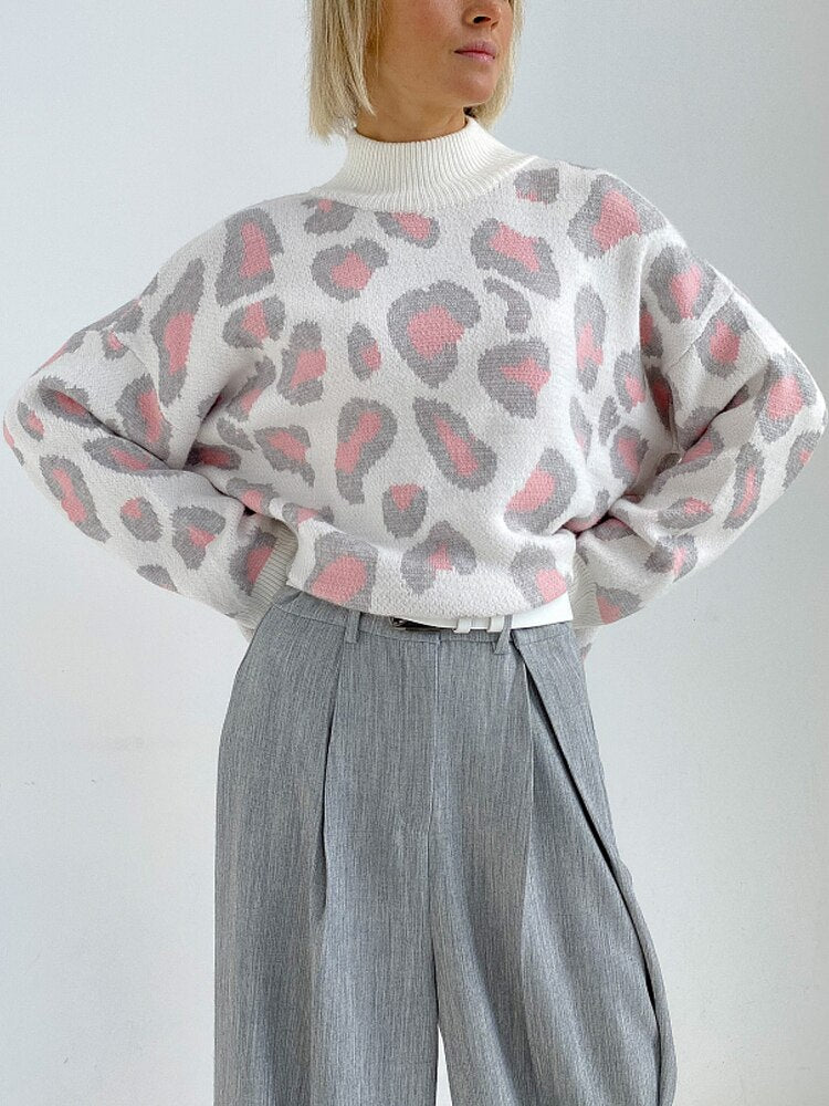 Women's elegant leopard print turtleneck sweater