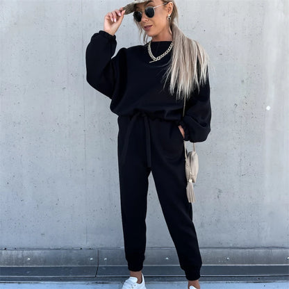 Women's casual roundneck sweatshirt and sweatpants set