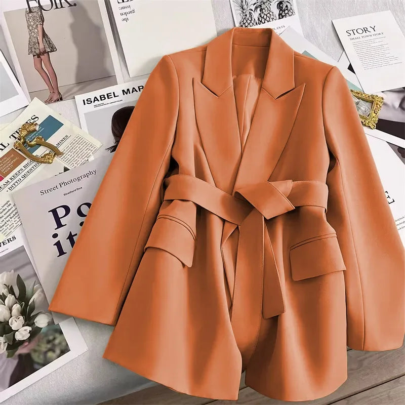 Women's chic belted blazer