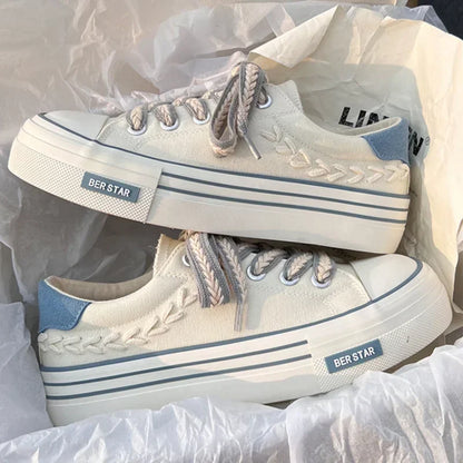Women's Platform Sneakers - Canvas Low-Top - Lace-Up Rope Laces - Rubber Toe Cap