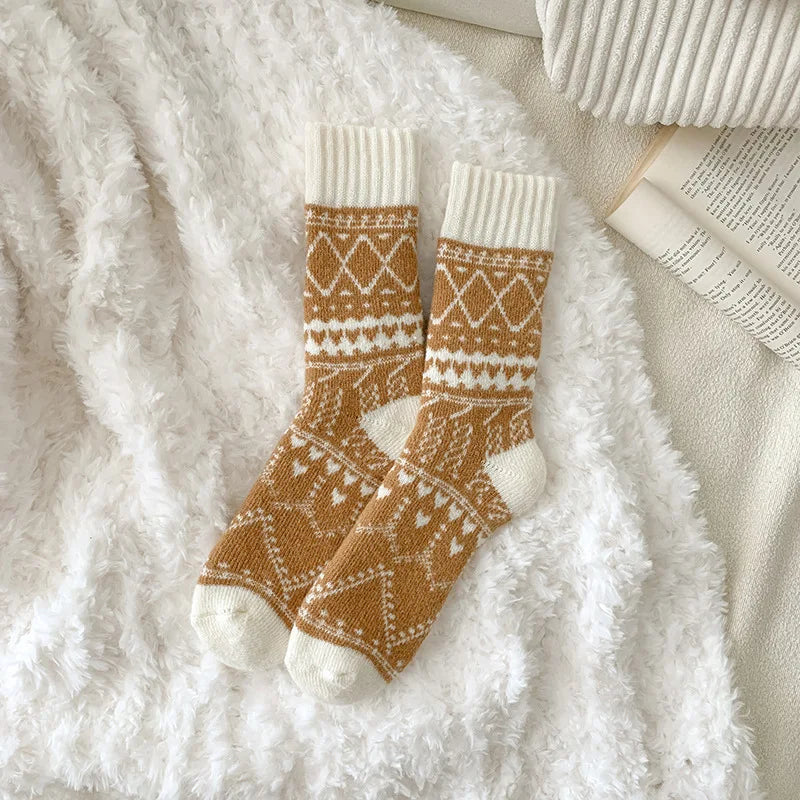 Olivia Crew Fit Socks | Fair Isle Pattern Mid-Calf Socks