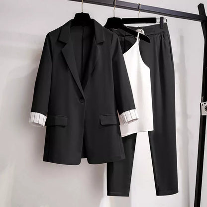 Women’s Three-Piece Blazer – Tailored Fit – Single Button – Classic Lapel – Turn-Up Cuffs – Hip Length