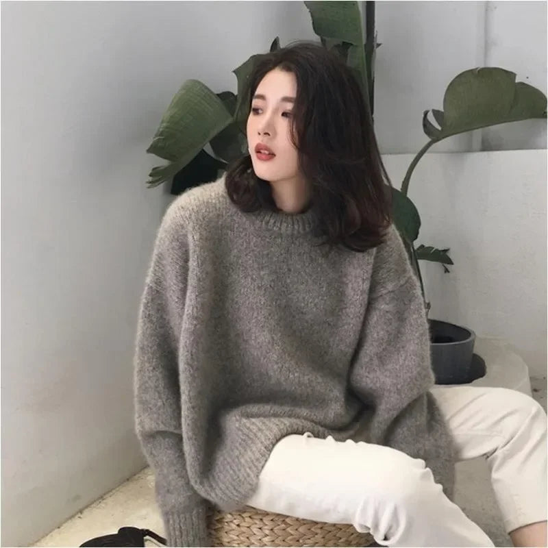 Cozy oversized sweater for women