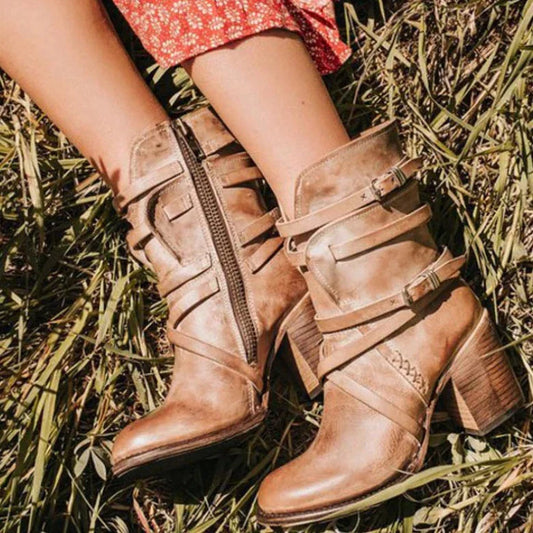 Retro Leather Belt Buckle Design Boots