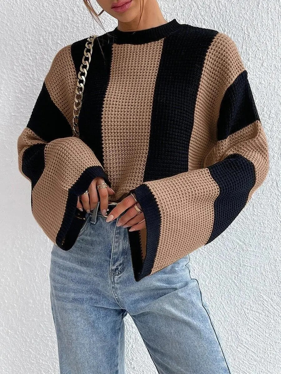 Women's contrast color knit pullover with loose sleeves