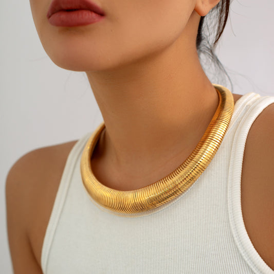 Ribbed Metal Collar Statement Necklace