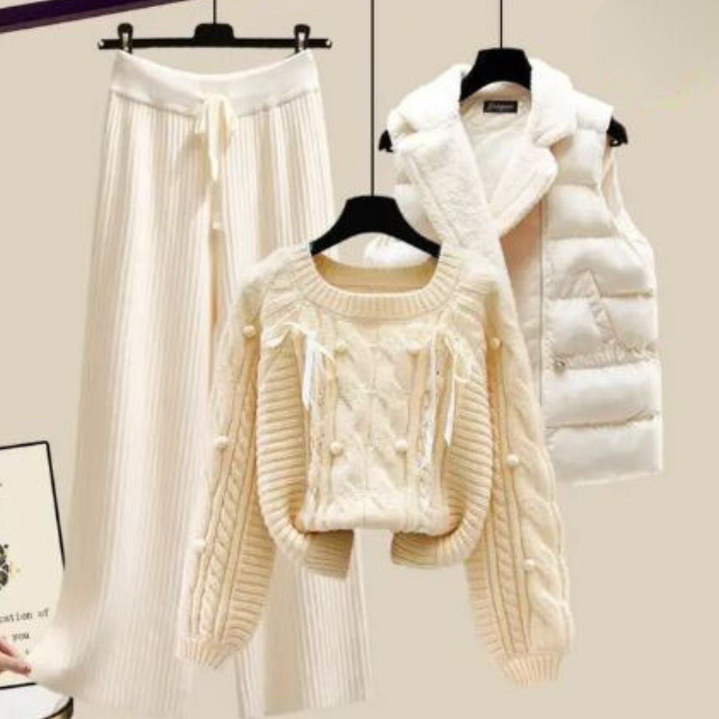 Women’s Knit Sweater – Cable Knit – Oversized Fit – Crew Neck – Puff Sleeve – Lace-Up Detail