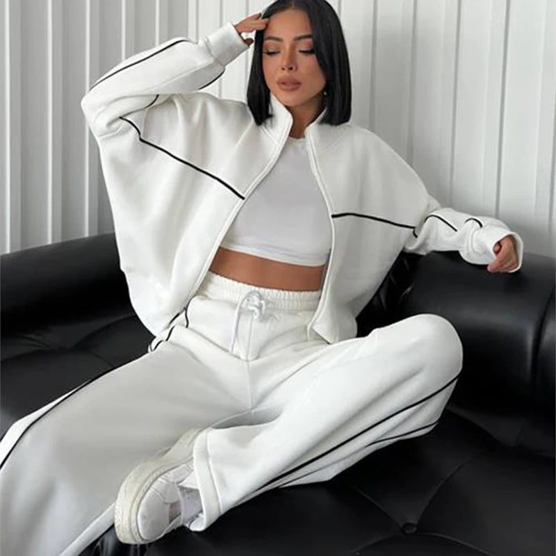 Women's winter zip turtleneck hoodie & lace-up sweatpants set