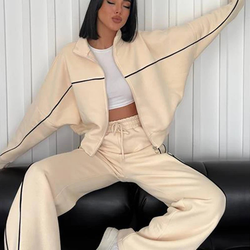 Women's winter zip turtleneck hoodie & lace-up sweatpants set