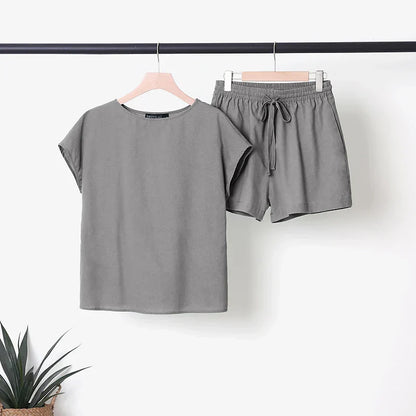 Women’s Linen Two-Piece Set - Relaxed Fit Top and Adjustable Waist Shorts