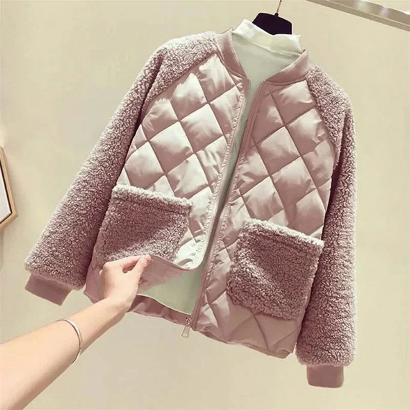 Winter-ready quilted jacket for women