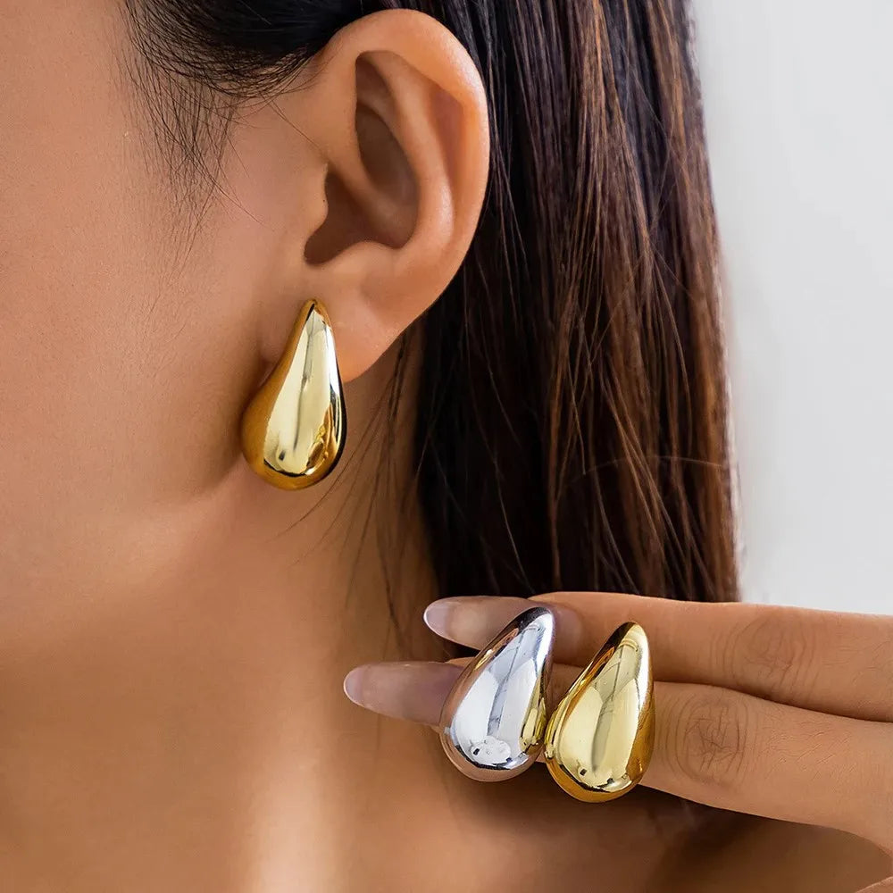 Minimalist metallic teardrop stud earrings for women