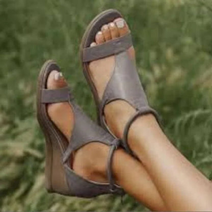 Women's Wedge Sandals - Open Toe - Ankle Strap - Back Heel Support - Chic & Comfortable